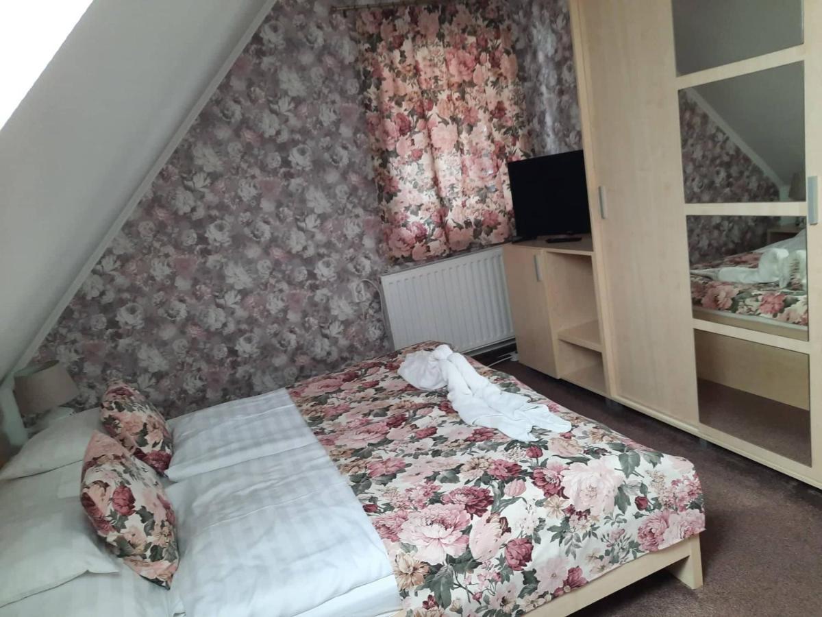 Kék Lagúna Wellness Apartmanok Egerszalók Exterior foto