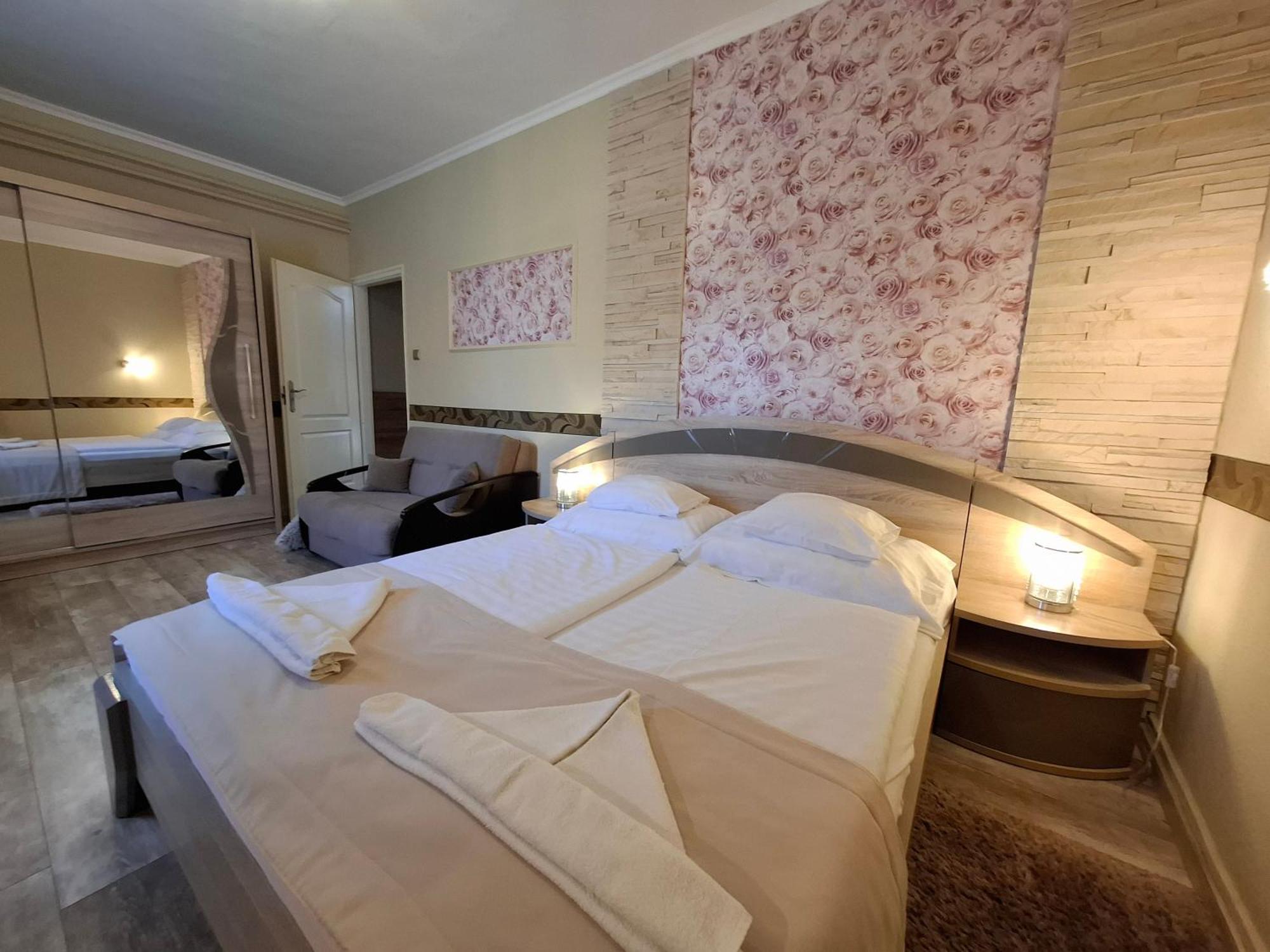 Kék Lagúna Wellness Apartmanok Egerszalók Exterior foto